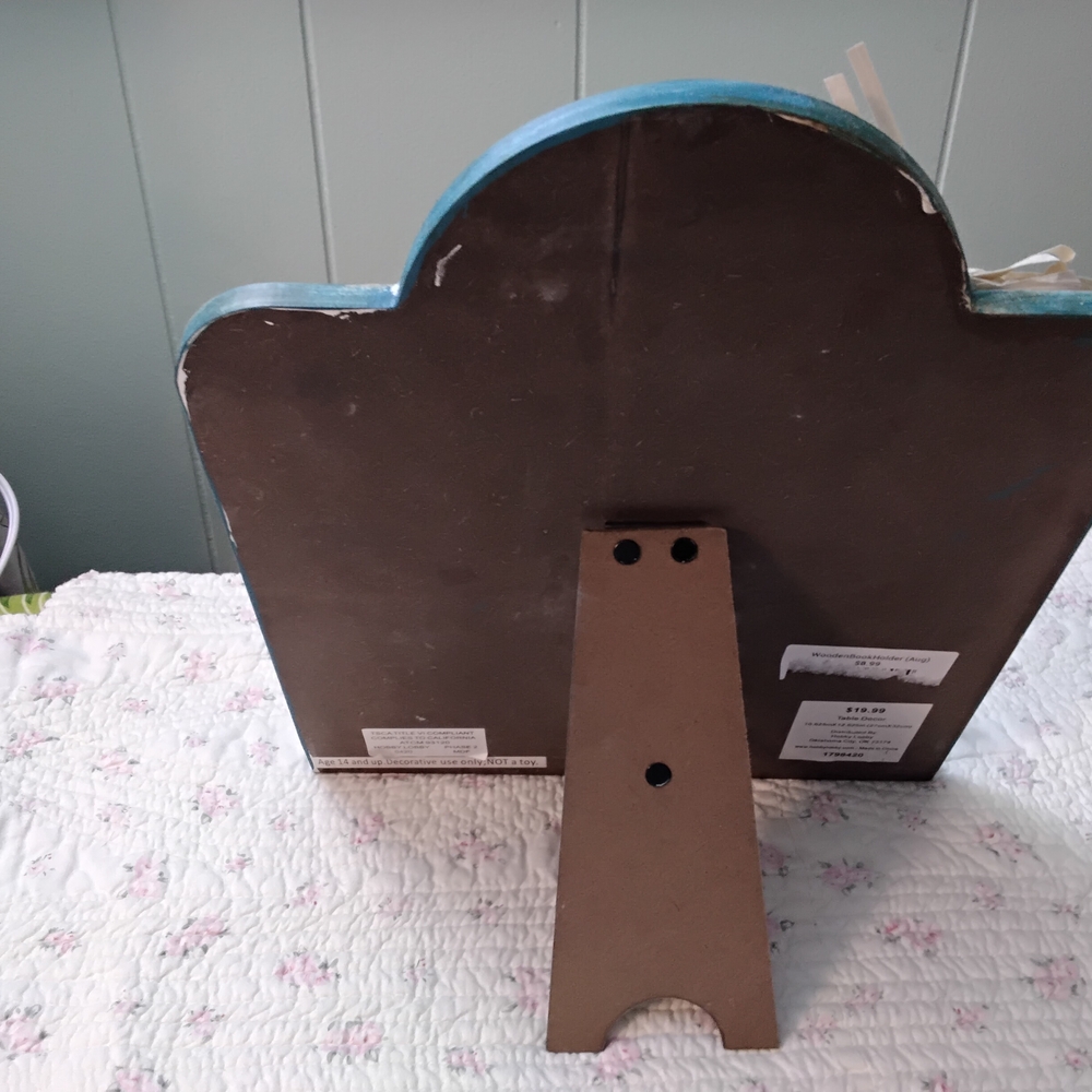 3845 Upcycled Wood Easel 10.5" X 12". - Picture 3 of 3